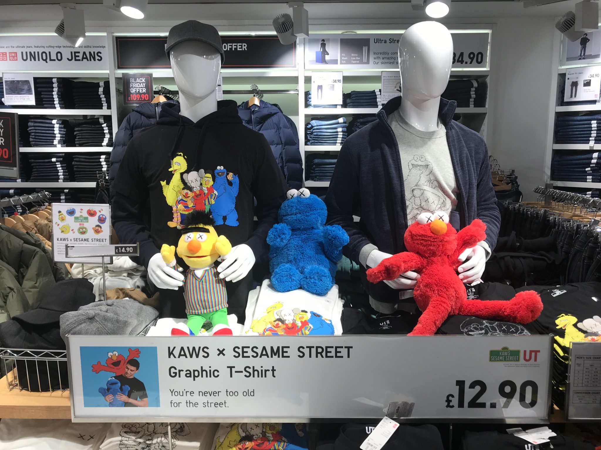 Sesame Street X Kaws X Uniqlo Collection - Kaws X Sesame Street Styles