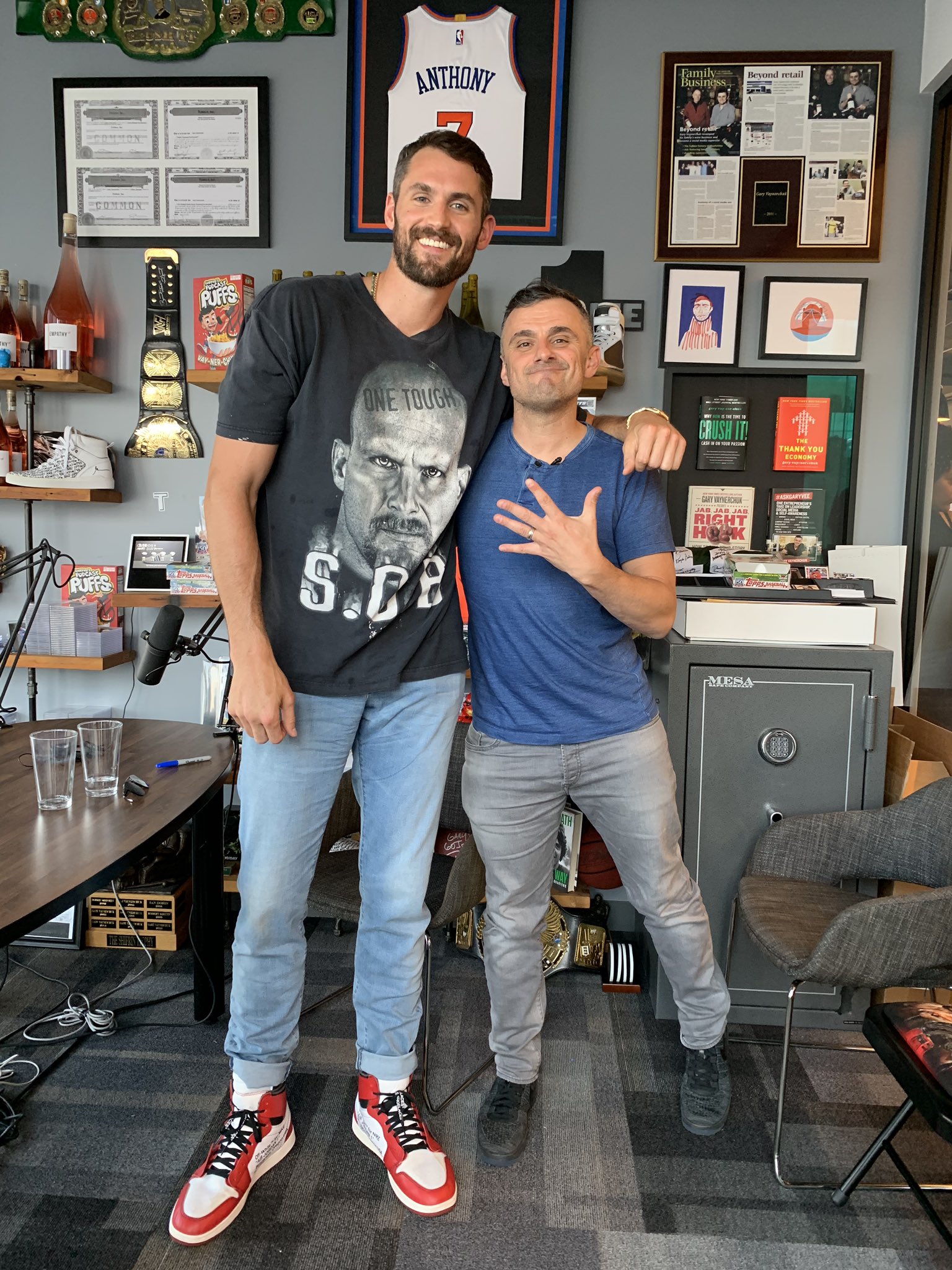 How Tall is Gary Vee