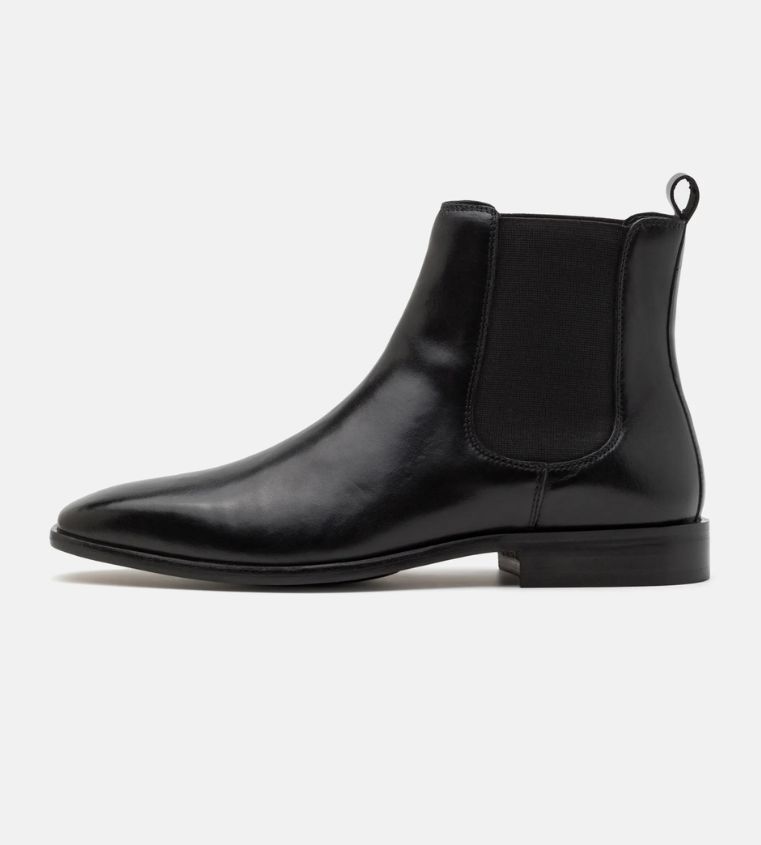 Vince Camuto Pointy Chelsea Boots