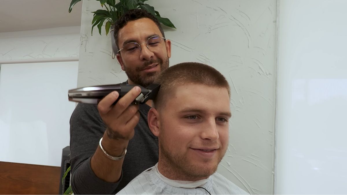 Buzz Cut Hairstyles for Men (featured image)